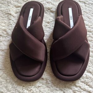 Zara Padded Slides